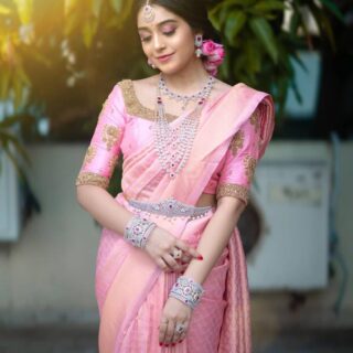 Profuse Pink Soft Silk Saree With Magnific Pink Blouse Piece