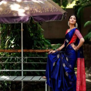 Amiable Blue Soft Silk Saree With Lissome Blouse Piece