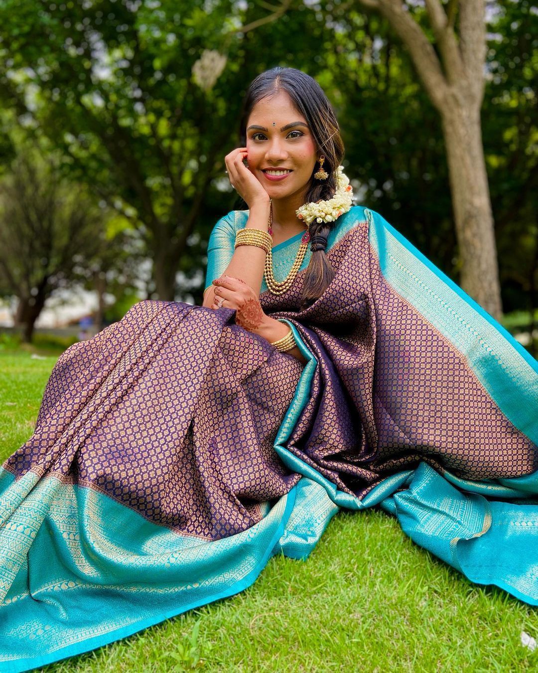 Petrichor Royal Blue Soft Silk Saree with Delectable Blouse Piece - Image 2