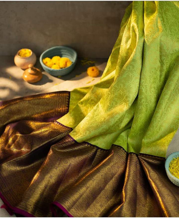 The Silk Women Rich Pallu & Jacquard Work Kanjivaram Saree for Special Wedding Edition - Image 3