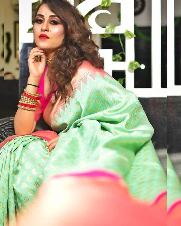 The Silk New Pista Pink Colour Beautiful Rich Pallu & Jacquard Work 5.5 m saree - Image 3