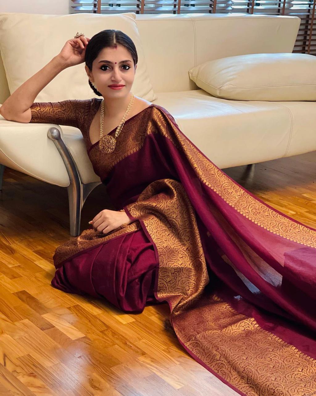 Unique Wine Soft Silk Saree With Wonderful Blouse Piece - Image 3