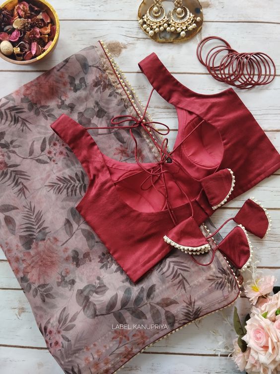 Attractive Beige Rangoli Silk Saree With Comely Blouse