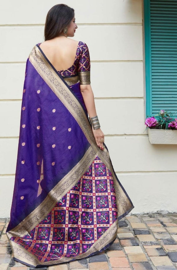 The Silk Women's Designer Purple Soft Silk Banarasi Saree online with 0.80m Attached Blouse - Image 4